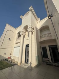 للبيع دار سكن بناء حديث درجة اولى 🏦  المساحة 300م 📏 واجهة 10 * نزال 30...