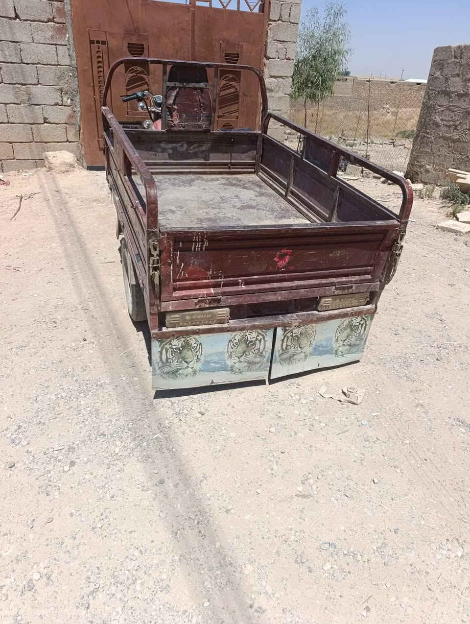 ستوته للبيع جنوبي كلشي شغال بيهاموجود بيها اوراق موديل 16السعر 850بيها مجال***********
