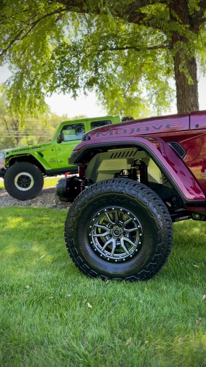 Snazzberry Hellcat Mojave | AMW-707HP Lifted On 37s

#jeep #jeepnation #hellcat #hemi #fyp #jeepgladiator #mojave #v8 #liftedjeeps #teraflex #foxshocks #fueloffroad #CrossJeep #amw707 #Snazzberry


**إذا كنت صاحب هذا الإعلان وتريد حذفه لأي سبب، رجاءا أرسل رسالة إلى الدعم الفني**