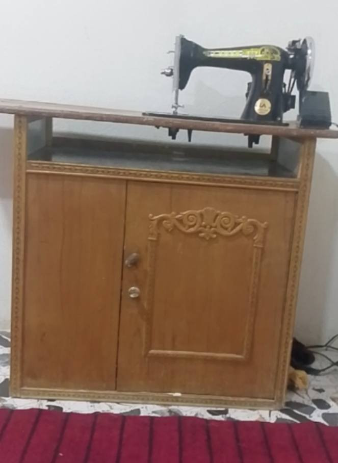 السلام عليكم يوجد مكينه هيه والميز مالها عله شكل بوفيه مكان المكينه بغداد البياع يوجد توصيل بكروه سعر المكينه 100قفل


**إذا كنت صاحب هذا الإعلان وتريد حذفه لأي سبب، رجاءا أرسل رسالة إلى الدعم الفني**