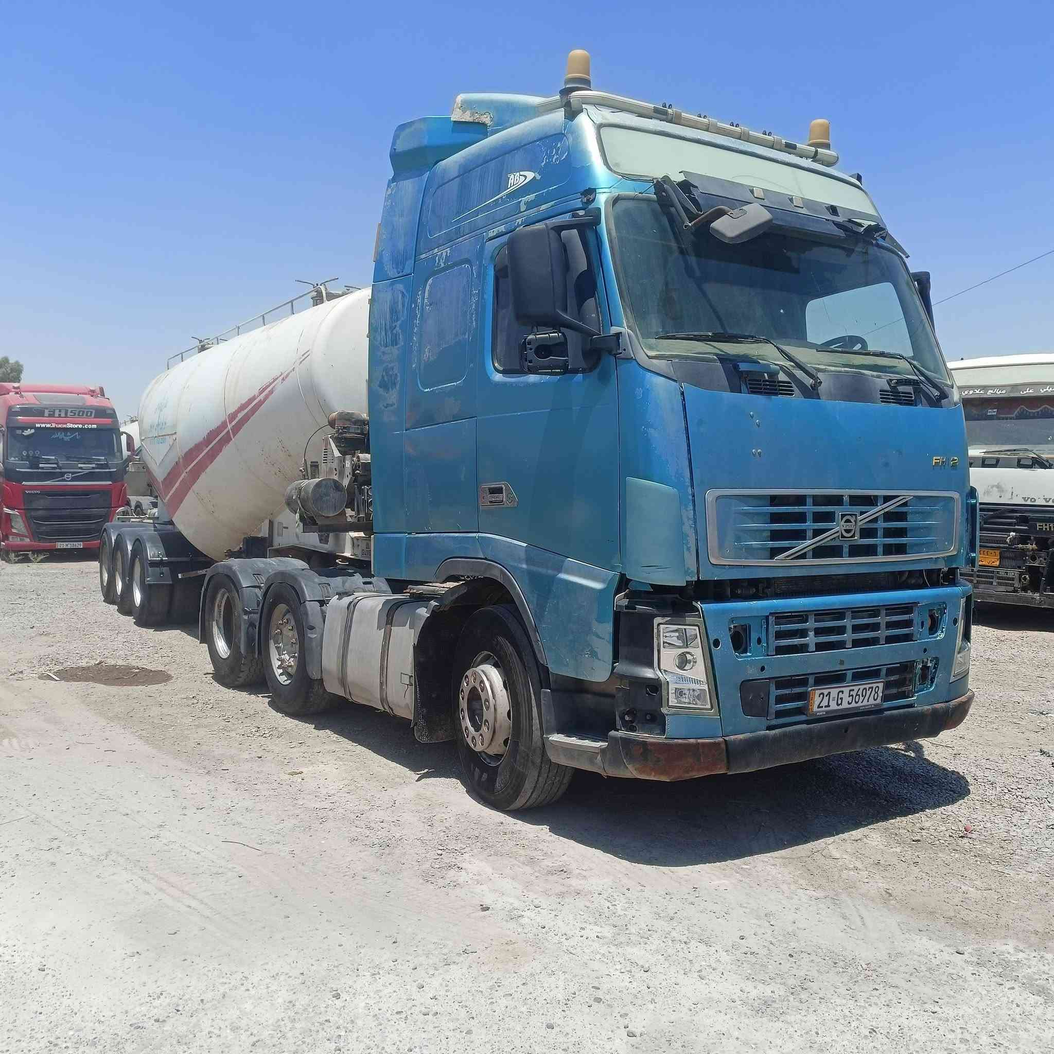 فالفو شيطان حجم 440 وحش كير اوتماتيك سنكل امامي قمارا 3خطوط مربوط كامل سايلو طارق حاجي موديل (2013) رقم وسنويه جديد كير محرك وحش مال كصه شرط شاصي مكفول تبريد شغال سياره جاهزه بدون نقص 
موديل 2005
سعر 310$
عنوان كركوك طريق المطار مقابل جسر حزيران 
معرض المتوكل 
***********
***********
***********
