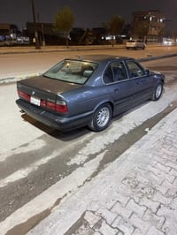 BMW للبيع حجم525 محرك مفتوح محرك وكير جديد اني شادهن مال كصه جام4 كهرب...