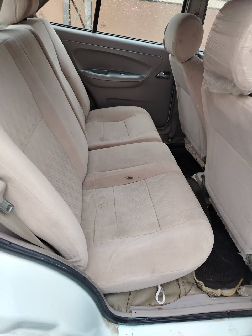 سياره كوين موديل 2013
تبريد ثلج ❄️
 تدفئه   ♨️
الون أبيض السياره خام
ماشيه  84000
 تخم تاير باتري جديد سنويه 2026
كابون بانزين السياره رقم نينوى لتواصل
***********
***********
