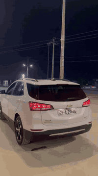 السلام عليكم كوينس فول مواصفات موديل ٢٠٢٣
مواصفات 

فتحه سقف 

حساس أمامي خلفي 

فور ويل

ويل ١٩

كامره دواره

لون ابيض صدفي

بصمه تشغيل

تشغيل عن بعد

توقف ذاتي 

إطفاء ذاتي

رادار 

جنطه شفط

كشن كهرباء

كش تدفئه سونار موجود داخل المنشور

ماشيه ٣٤كم وقابل للزياده 

رقم مميز 

شرط التحويل سياره باسمي 

السعر ١٨٨$ بيه مجال 

العنوان 

كوت مركز مدينه 

رقم الهاتف 

*********** إتصال او واتساب محمد ابو حيدر
