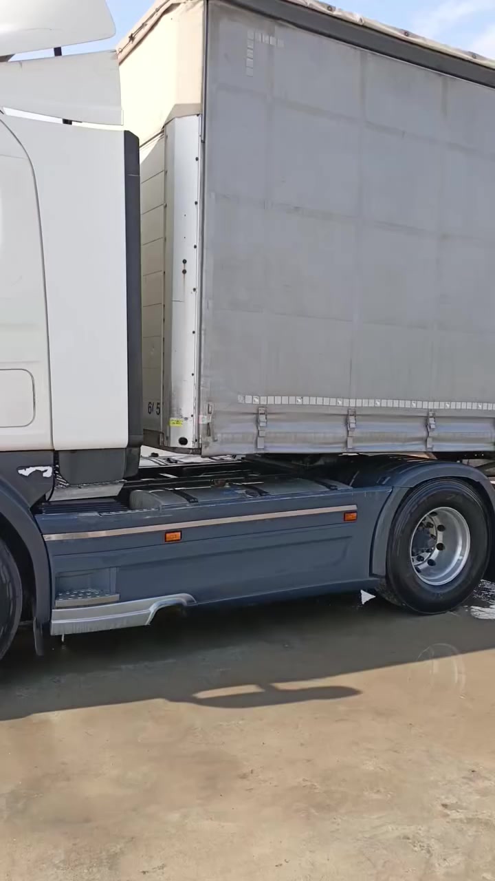 عربانه البيع منفيس بيه جكه من أوربا ومسوايه تخم تاير نص عمر العنوان كوت الدبوني السعر 60 قفل
***********
***********
