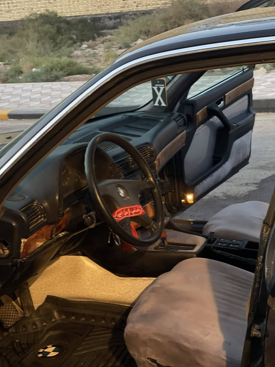 سلام عليكم بي ام ٧٣٥. سياره   مرتبه وحلوه مشروع وطني  ماكو غرامات نصبه حلوه تواير جدد حداديه الصدر  ٧٠ بل ميه ولحداديه الوره تعبانه ميكينه.  نضافه فولللل  لسنويه باسمي لكيره  بيه مشكله    ما اكفله ولبقيه كفاله  لسياره مصبوغه جماليه  لمكينه كفاله   غرفته نضيفه  سعر ٣٨  وبيه مجال لطيبين ***********
