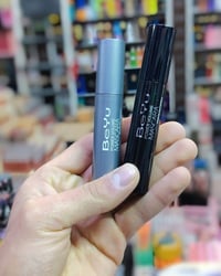 مسكارا بيو • اسود ورصاصي • تطول وتكثف