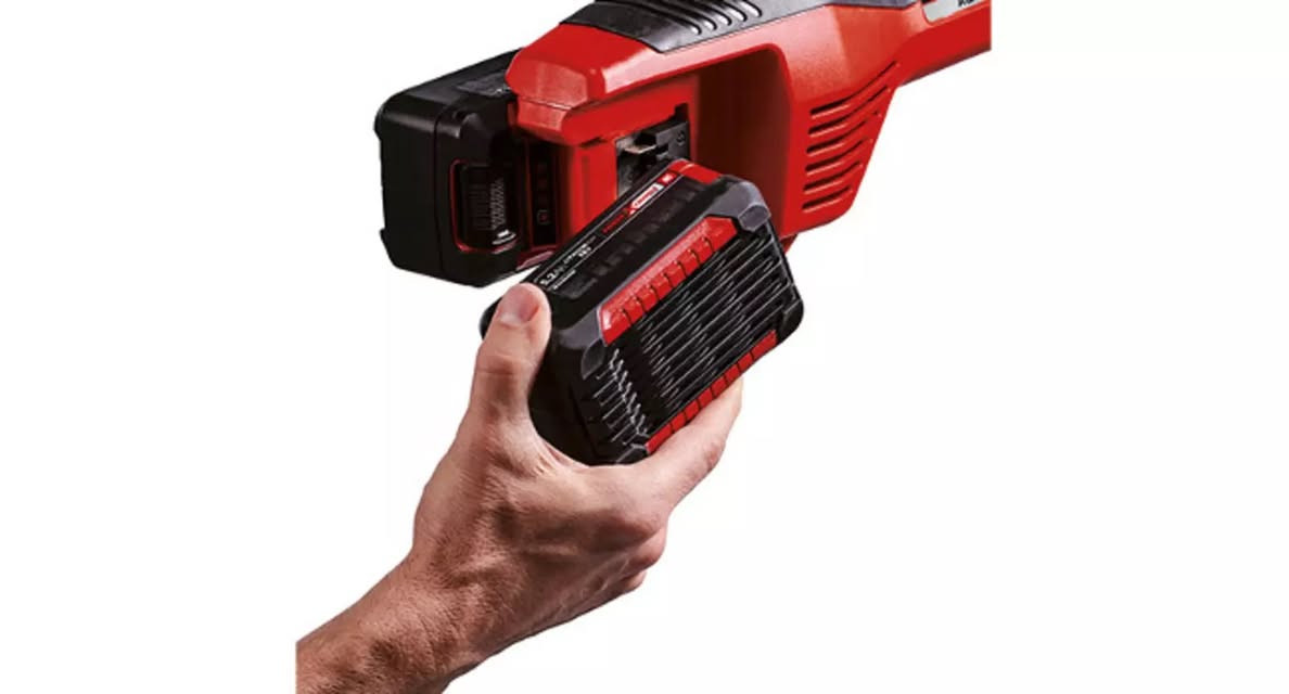 متاح مستخدم نضيف 

https://www.einhell.es/en/p/3411320-agillo-36-255-bl-solo/

Technical details
Cutting width (metal blade) 255 mm
Cutting width (trimmer line) 30 cm
Idle speed max. 6400 min^-1
Motor type Brushless motor
Motor voltage 36 V
Number of batteries included in delivery 0 pcs
Number of chargers included in delivery 0 pcs
Product weight 6.09 Kg
Thread spool type Single-thread spool
Thread tracking type Tipp automatic


**إذا كنت صاحب هذا الإعلان وتريد حذفه لأي سبب، رجاءا أرسل رسالة إلى الدعم الفني**