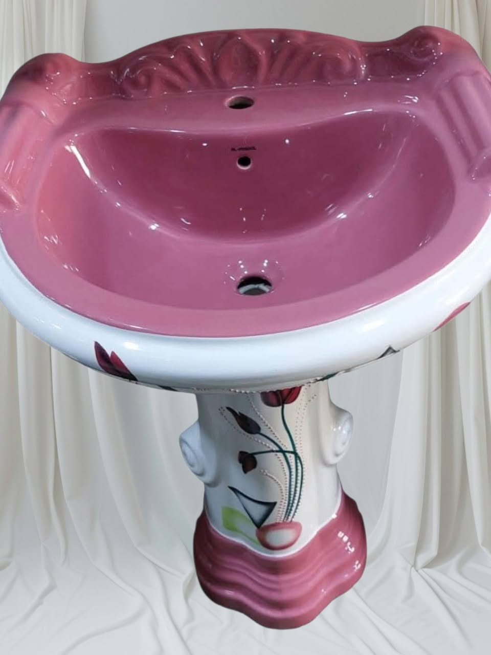 انشائية لطيف الهرموشي 
عرض نهايه سنة مغسله هندي حجم كبير 
صارت ب 39 الف فقط 
العنوان الدغارة طريق سومر قرب السيطره 
***********
***********
