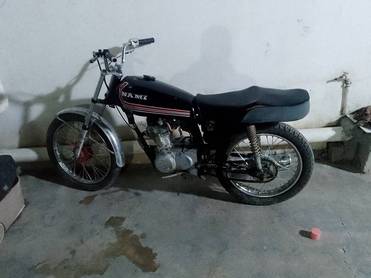 دراجه البيع موديل 17 شاصي رفيع السعر 200 وبي مجال هاذه رقمي *********** الخاص مفتوح
