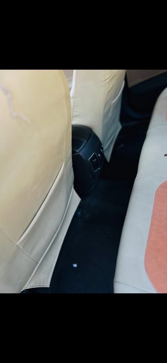 سوناتا ٢٠١٤ خليجي
رقم بغداد مميز
مكينه ٢٤٠٠ مامفتوحه
شركه عامه
قطعتين تبريد 
شفتات ستيرن
بيه صبغ جاملغ خلفي والباب كلير 
مكاني حله 
السعر ١٢٧وبي مجال
***********
