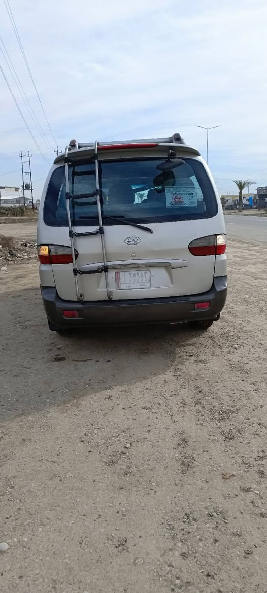 السلام عليكم ورحمة الله وبركاته
سياره ستاريكس للبيع 
موديل 2006
شرط التحويل أو وكاله
محرك شرط كير اتو اكسن شرط
حار بارد شرط
ليت زنون 
كهربائية كله شغال 
مصبوغ جماليه 
السياره احلى من الصور
غير متواجد عل فيس
لاتصال على هذا الرقم ***********
