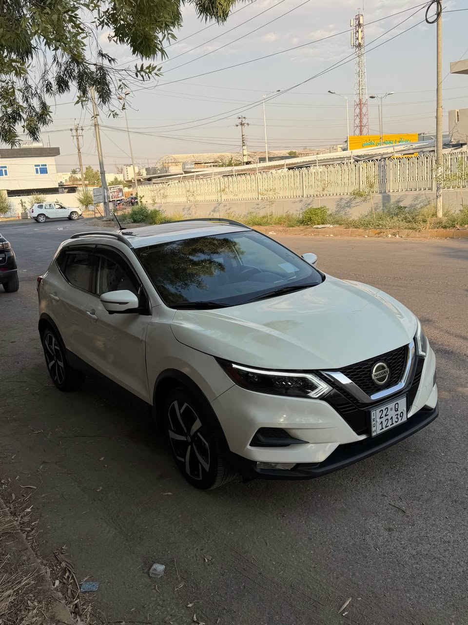 نيسان روك كندي (قشقاي) موديل ٢٠٢٣ فول فول مواصفات SLawd سيارةكة جلدة و سماعات بوس و سلايت پينج كاميرا
دبل اكسل سعري ١٦٥ مجال 
*********** أربيل, العراق
