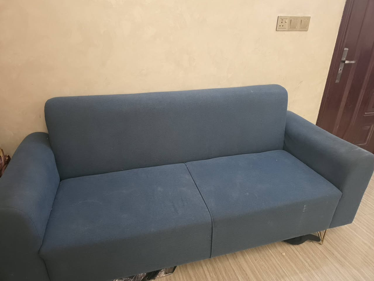 بنات الميز الي جوه الحوض ب١٠ 
الغرفه ب٧٠٠ وبيه مجال
الميز مال الاوتي تفصال ب ٢٥
الكنتور ابو البابين ب ١٩٠ وبي مجال قليل 
البراد ب٤٠ 
التخم الأزرق ب ١٥٠
التخم الملكي ب٩٠٠
الجربايه ام النفر هيه والكومدي والدوشك ب ١٢٥ 
الميز التلفزيون ب٢٠ 
الدب ب٢٠ وبي مجال
اكو زاويه مال كاونتر هيه والملحق قياس متر وشويه سعر ٧٠ وبيه مجال المنيوم 
مستعجلين على البيع 
اي ستفسار خاص


**إذا كنت صاحب هذا الإعلان وتريد حذفه لأي سبب، رجاءا أرسل رسالة إلى الدعم الفني**