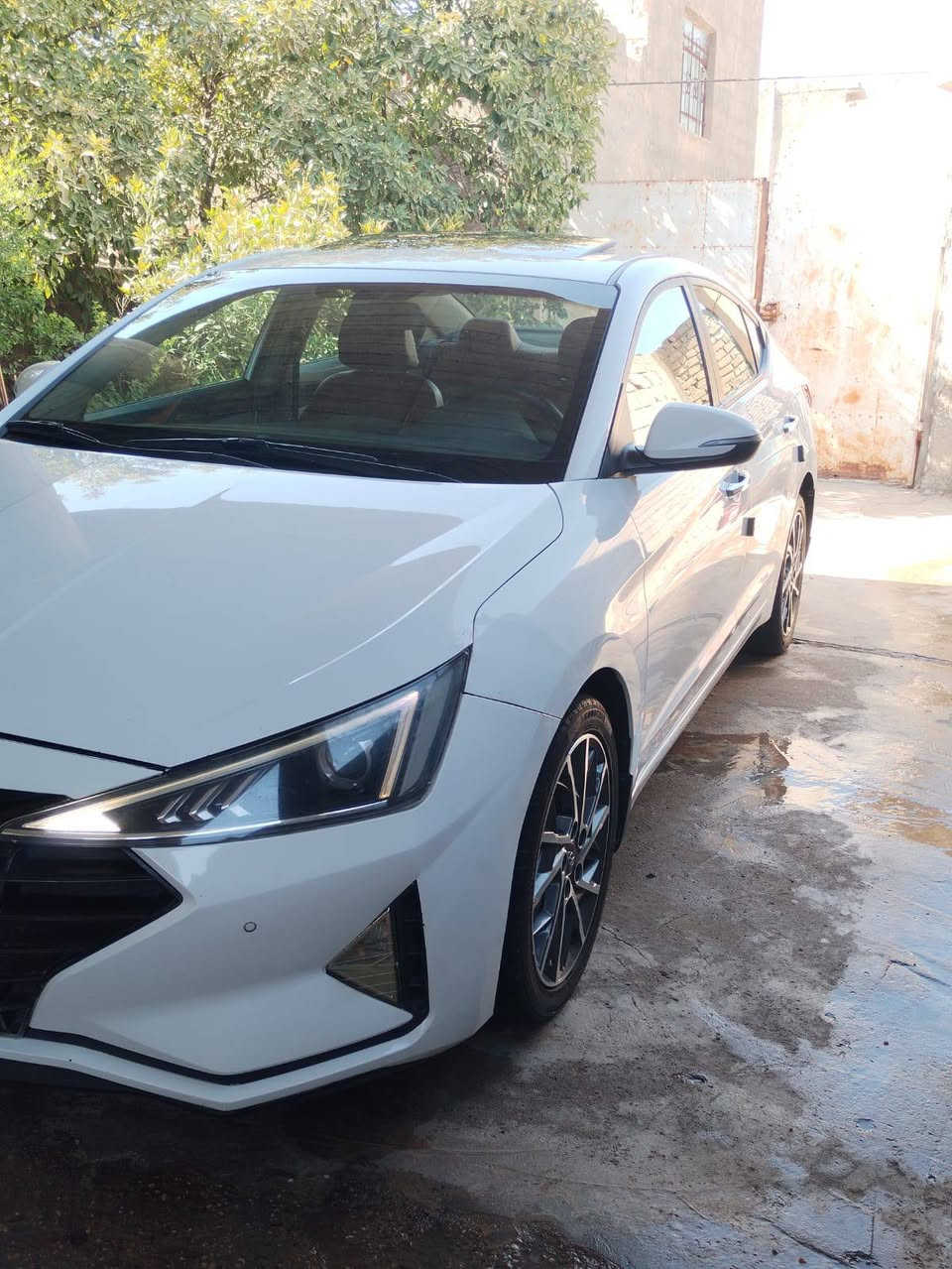 سلام عليكم النترا 2019خليجي رقم بغداد انكليزي ماشيه 70 بسمي تحويل مباشرة كفاله عامه
فول مواصفات واحد على واحد فئة المتدد
محرك 2000دوش /فتحه سلايت/يدات نيكل /شاشه كبيره
تحكم ستيرن جهتين/مري شفط/اشاير بل مري/
صندوق ذكي عند القتراب/بصمة تشغيل وابواب وصندوق
داخل صاج/كشنات جلد 
اربع دسكات/كيرat/سياره خير من الله جديده
ملاحظة سياره (مكفوله كفاله عامه)
السعر:(157)وبيه مجال
مكان سياره (كربلاء طويريج)
الاستفسار على رقم:(***********9)
