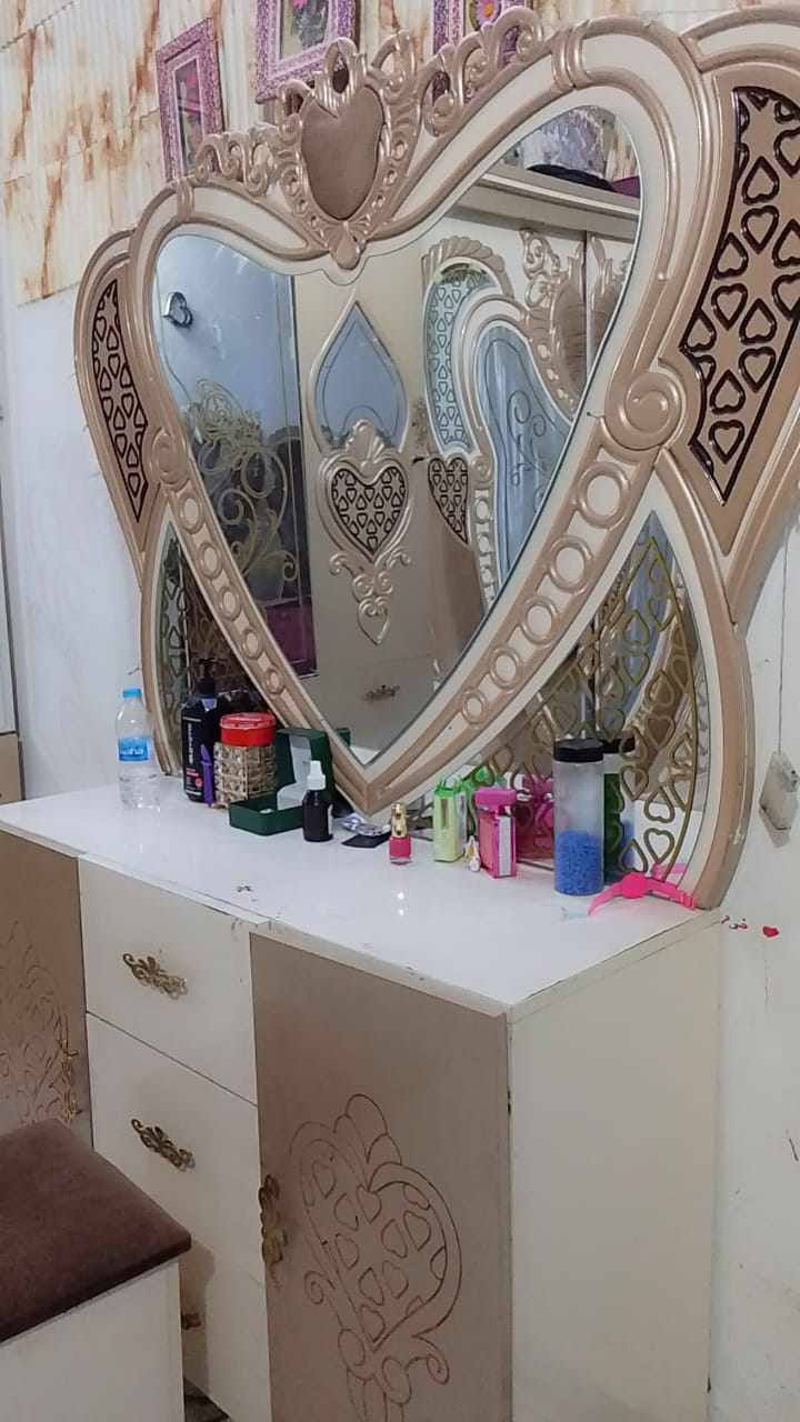 للبيع غرفه تركي قطع ٨سعر ٨٥٠ وعنوان فلوجه حي الرساله رقم *********** للإستفسار
