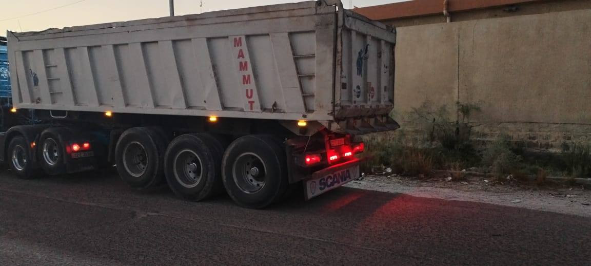 السلام عليكم عربانه امل بغداد 33 متر جديده تخم تاير جاهزه للعمل بصره الهارثه ***********
