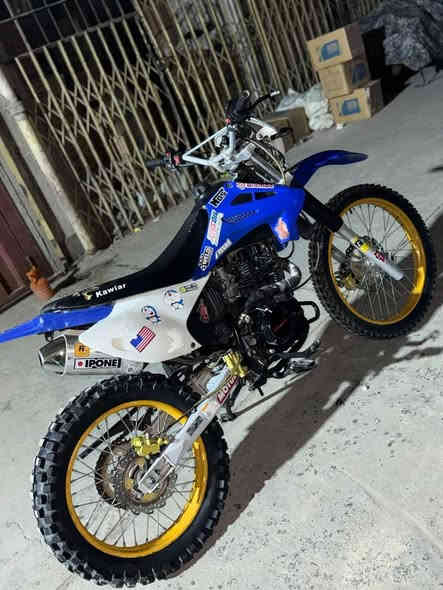 دراجه قفاز  لبيع م٢٠٢٤م٢٥٠ccاوراقه كامله السعر 1300وبيها مجال قليل م بغداد الزعفرانيه الشراي يتصل ***********
