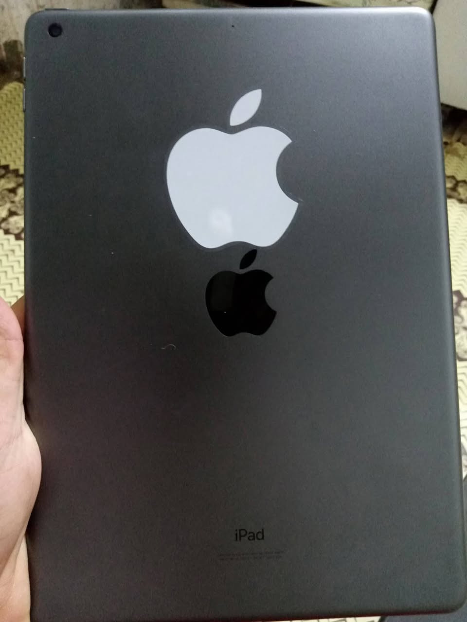 سلام عليكم الايباد 
9 الايفون ابطاريه 64  الايباد انضافه سعره 300وبي مجال 
100/100 ما مسخدم هواي استخدام قليل مكفول من كلشي يريده يتصل على رقم  ***********
