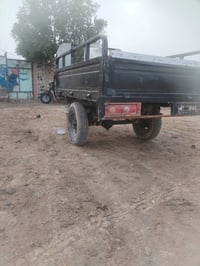 ستوته لبيع موديل ١٨ستوته حلوه ومتوازي عله بيعته عندي ضرف ٠٧٨٨٧٤٨٨٣٥٩