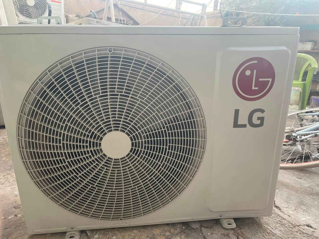 السلام عليكم سبلت جديد طنين استعمال شهرين فقط السعر 600وبي مجال


**إذا كنت صاحب هذا الإعلان وتريد حذفه لأي سبب، رجاءا أرسل رسالة إلى الدعم الفني**