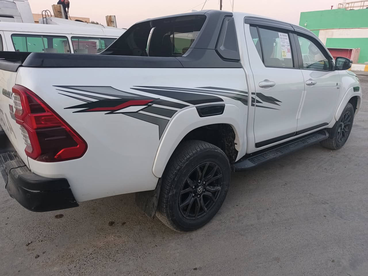 جي آر 2023 سعودي فول مواصفات منفاخ دبل سنتر مكفوله ماعدا ملاحظة بسيطه موضحه بالسونار جديدة جدا رقم أربيل دولي ماشيه ٦٦ الف
السعر 430 وبيها مجال مكان الدجيل للاتصال ***********
***********
