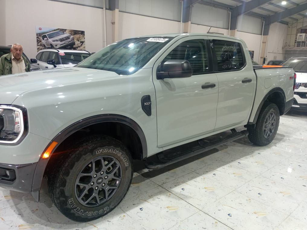 فۆڕد ڕه نجه ڕ 2024 ڕه نگیکی جوان فول موا صه فات ده بڵ اکسل .قفڵ اکسل ئۆڤ . ڕۆد موبایل چارجه ر شاشه گه وره ئاوێینه شه فت شه غال ڕاداڕ حاسه ئۆتو ستۆپ .پێیش و پشت که پس دووده رگای سبوغ  هه موگیانی به شه رت کاتی نه شکاوه .*********** سوران, أربيل
