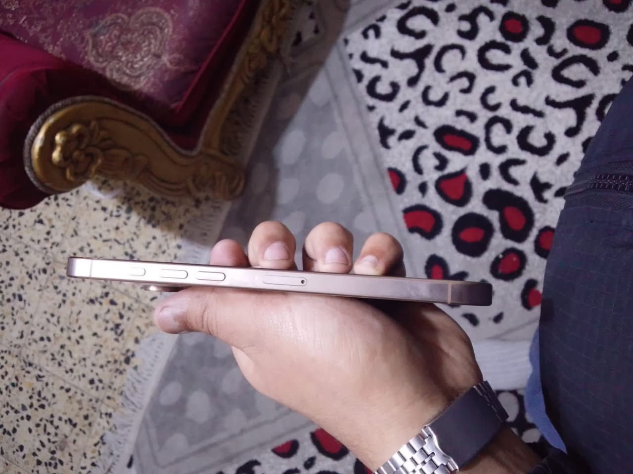 سلام عليكم 16برو ماكس جهاز مكفول من كلشي جهاز رايده 1350 مكاني مدينة الصدر رقمي ***********
