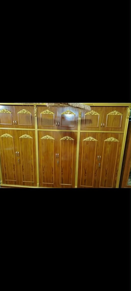 توجد غرفه نوم للبيع حطاطه خشب السعر مليون وسبع مئه وبيه مجال
السجر ***********
