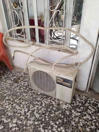 قطعه خارجيه سبلت شغاله ابو الطن كامله هيه وبواريها ب65 الف 07867385056