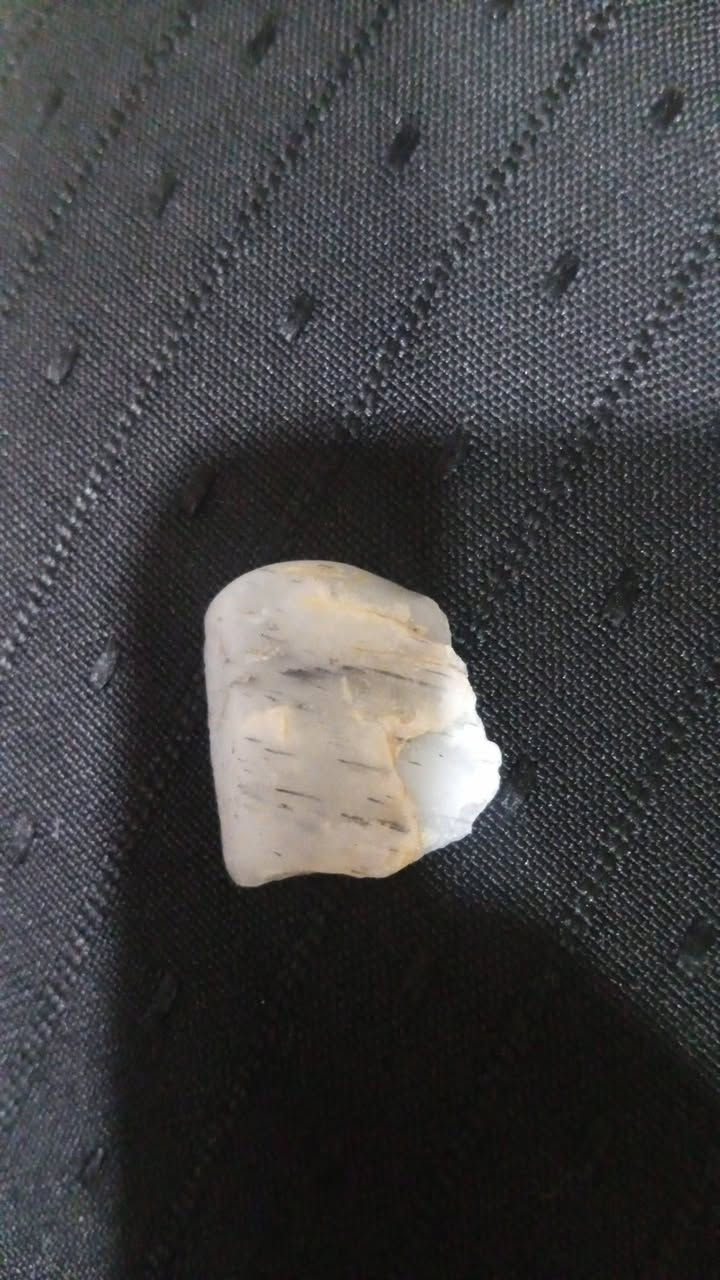 سلام عليكم احجار وخواتم ماعرفهن شني مالات جدي سعره 100 عنوان بصره رقم***********
