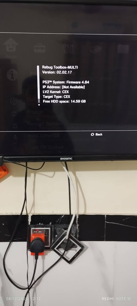 سلام عليكم بلي 3 فات مهكر   + 13 لعبة+لعبة كولفت يوتي 3 أجزاء + بيس 2020 كامل الملحقات السعر100 وبي مجال مستعجل مكان بغداد البلديات رقم الهاتف ***********
