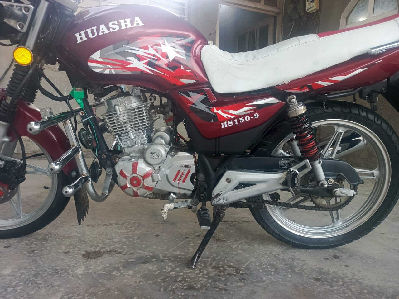 سلام عليكم دراجه هيوشه  مكمركه   فول نضافه مكفوله من كلشي يرهم مراوس بنامه برو موديل 2017سعر خاص ***********
