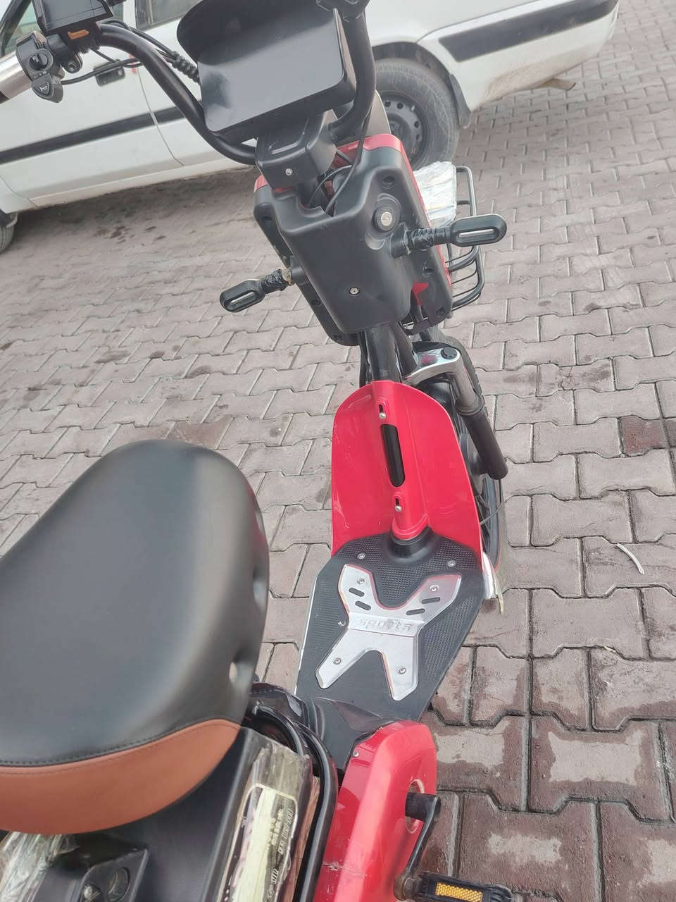 سلام عليكم عندي هذه بايسكل شحن حجم 20 مابي اي عيب كهربائيات كوله شغال بطاريه جديد اربع بطاريات موديل 2024 مابي اي عيب سعره 400 او بي مجال اي استفسار تعال خاص


**إذا كنت صاحب هذا الإعلان وتريد حذفه لأي سبب، رجاءا أرسل رسالة إلى الدعم الفني**