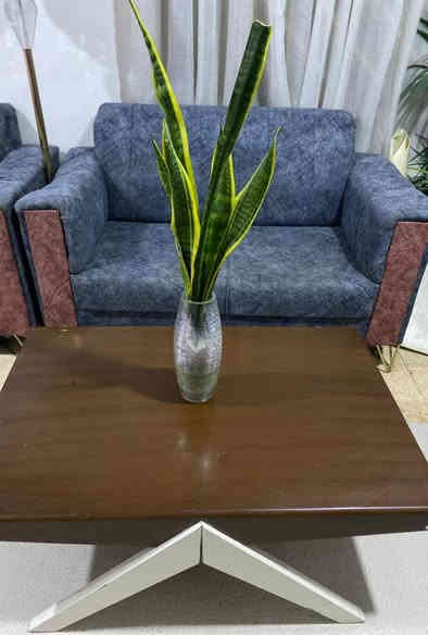 قنفات نظيفات كلش، حديثات ومرتبـات، عدد 8 مقاعد كاملة.
ما مستعملات هواي، لا ممزقات ولا مبقعات.

✨ السعر: 400 وبي مجال  فقط
***********
