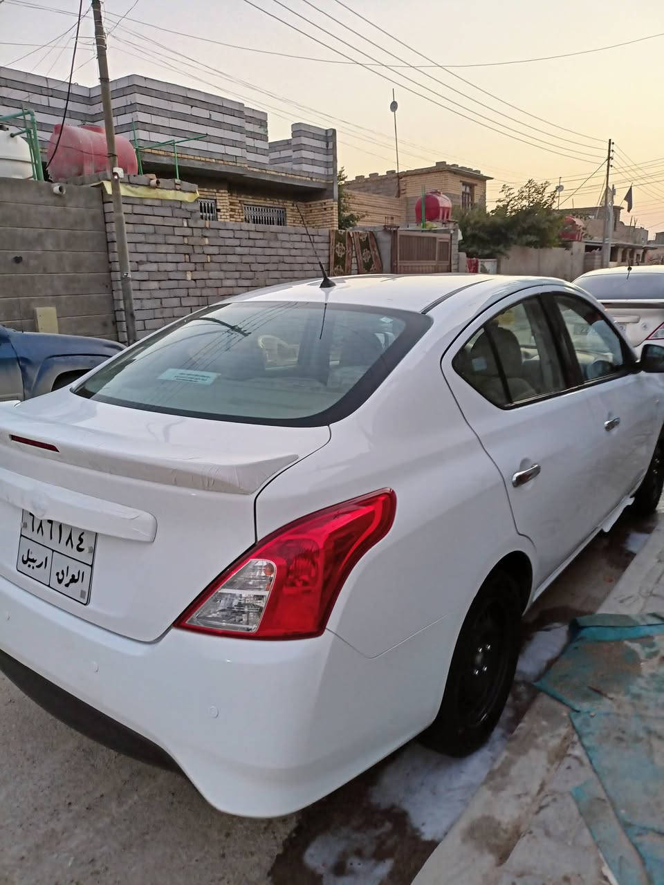 سلام عليكم نيسان صني هندي خليجي موديل 2022 سياره مكفوله كفاله عامه ماشي 80 سياره بعدهي بل زكات شريكه رقم اربيل سنويه لل 27 مكينه وكير كفاله حداديه تخم تاير خير من الله تبريد ثلج سياره جاهزه سعر 115 وبيه مجال لل شراي مكان البصره لاستفسار ***********
