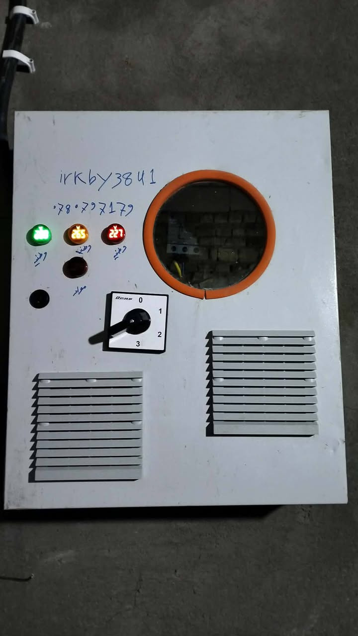 يوجد كادر هندسي للتئسيسات الكهربائيه تئسيس منازل مصانع نصب اعمده نصب محولات
مستعدين لجميع التئسيسات الكهربائيه


**إذا كنت صاحب هذا الإعلان وتريد حذفه لأي سبب، رجاءا أرسل رسالة إلى الدعم الفني**