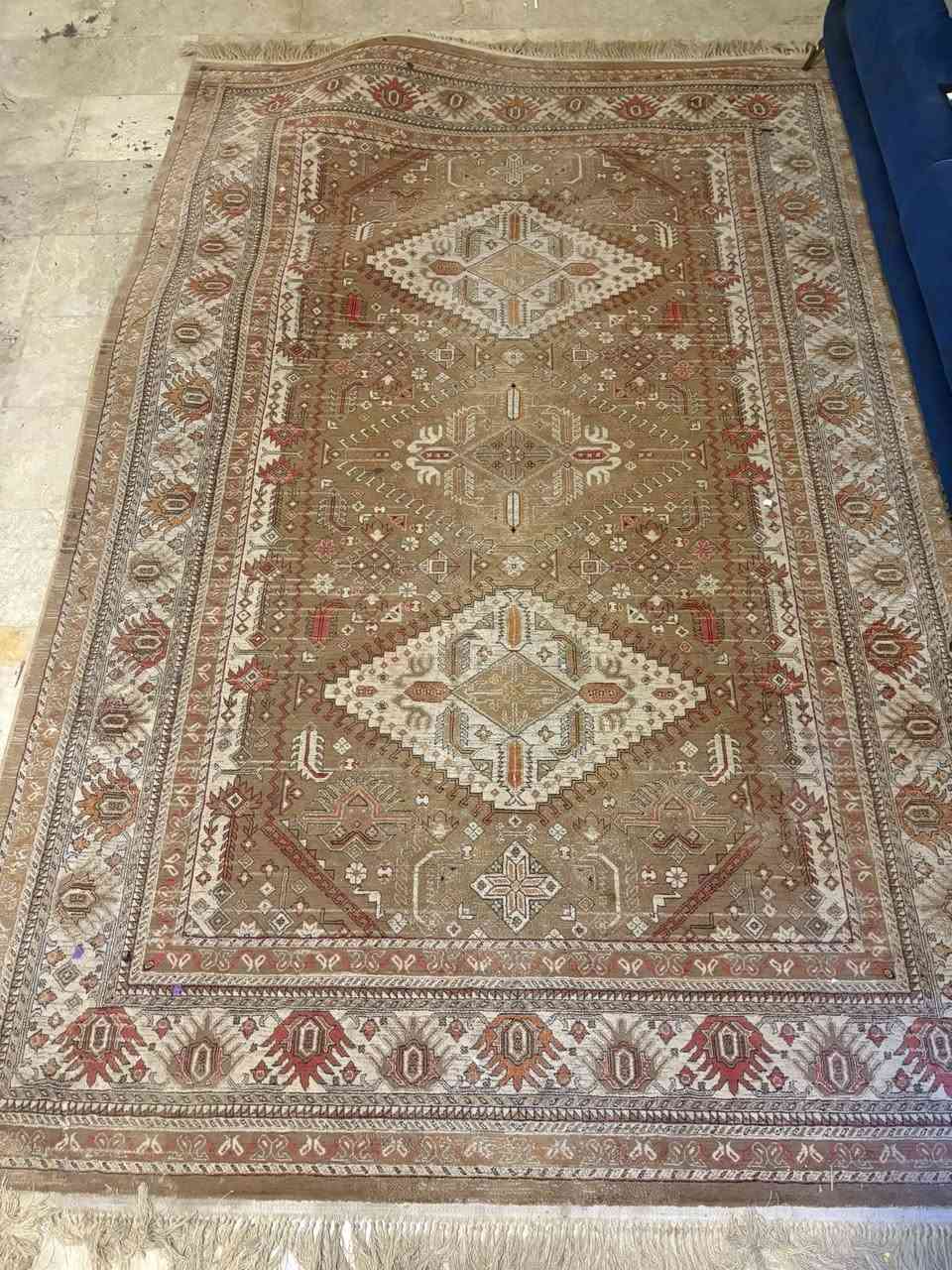 السلام عليكم اخوان قنفات تركي درجة اولى 275يرادلهن غسله
بردات زيبرا ٢ على متر ٣على متر ونص  سعرهن ٥٠
عربانه كبار السن جديده غير مستعمله ب ١٠٠
ميز طعام مع ٤ كراسي ١٠٠
مجمده نضيفه شغالة ب ١٢٥
عنواني الدوره

زوالي درجه اولى
يرادلهن فقط غسل
قياس الجوزي الطول ٣ والعرض ٢ سعرها ٦٥
قياس الرصاصي العرض ٣ والطول ٤ سعرها ٧٥

***********
