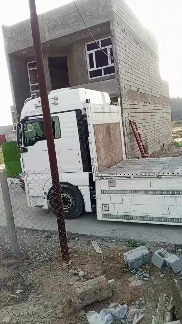 ***********🏗️ تبدي تبني؟ خلّي أول خطوة تكون مضمونة!
الأساس القوي يبدي من البلوك الصح… وبلوك معمل ابو كرار اللهيبي لأنتاج البلوك اختيارك المضمون ✅
🧱 بلوك درجة أولى، مفحوص ومجرب
✔️ شغل نظيف بمواصفات هندسية ومختبرية
💵 السعر: 460ألف لكل ألف بلوكة –مطروح ب المعمل 

🚛 نقل ويـّا رافعة بنفس الوقت
🔹 نرفعلك البلوك للطابق الاول
🔹 نوزعه على البتلو داخل الغرف
🔹 نوصل حتى السياج
🎯 وين ما تكون ب(ديالى وبغداد) راح نوصلك!
💧نوصلك باللوري وبسعار مناسبة 

💬 راحتك تهمنا… ولهذا وفرنالك كلشي حتى تكون بداية شغلك مرتبة وبدون تعب
