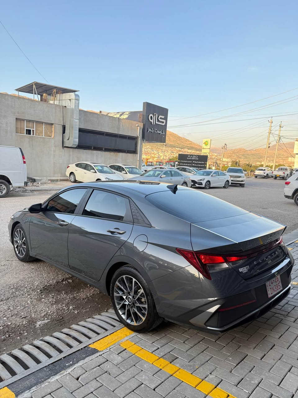 Elantra 2025 
جملخ صبخ بدون دواخل ايرباك بشرط 
ماشية 24 الف كير محرك رادار كل شي بشرط
لون مميز سمنتي السعر 143 ورقة 
المكان السيارة دهوك ***********☎️ دهوك, العراق
