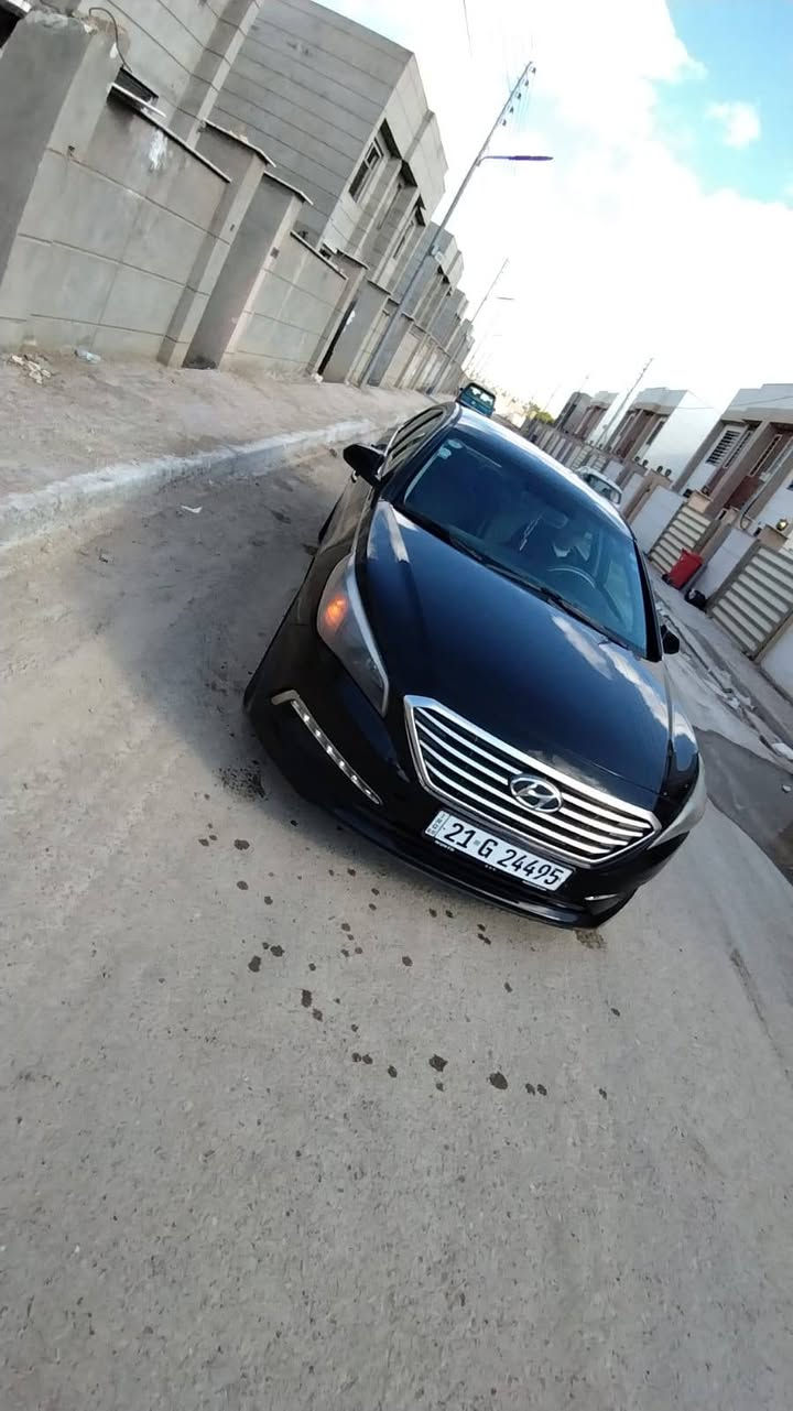 سلام عليكم 
هونداي سوناتا للبيع موديل ٢٠١٦ رقم سليمانيه السياره بسمي تحويل ثاني يوم 
محرك مكفول كير مكفول تخم تايرات جديد وتخم دسكات  بطاريه جديده وبيه جاملغ السايق مصبوغ فقط
ماشيه ١٦٢kmدوشمه جديده  تبريد السيارة ثلج  منظومه الاحتراق جديده ومنظومه مي جديده بمعنى الكلمه السيارة حيل نظيفه تاخذها متصرف عليها ولا ربع 
مكان السياره بغداد ابو غريب السعر١٢٥ وبيها مجال للطيبين   للاستفسار ***********
***********ابو العز
