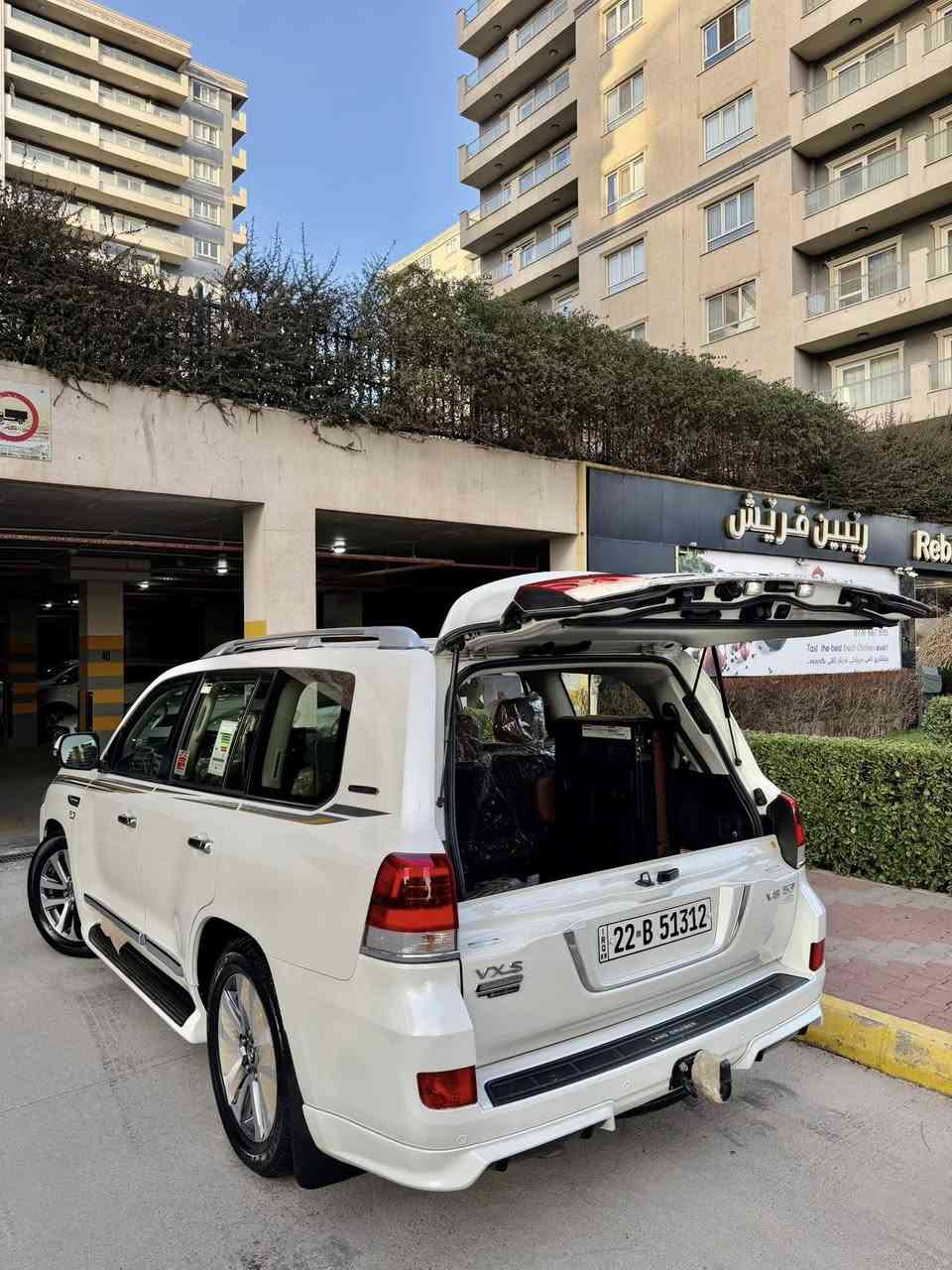 تيوتا لاندكروز 2019 ( لكزس V.X.S )
ماشآءالله  
‎جكات
داخل ديزاينو
‎ستيرن كاهرباى
سندوق شفط
رادار
كشنات تبريد
٥كاميرات
محرك (5.700) ليكزز
‏‎ماشييه 57 كم حقيقي
‏‎لاندكروز VXS 
‏‎موديل.موديل 2019
‏‎فول مواصفات 1/1
‎‏‎السيارة مواصفات اللكزس 
رادار
خط شارع
‏‎-جوبلس تصعد وتنزل 
‎‏‎-شاحن لاسلكي 
‎‏‎- نضام ترحيب عند الاقتراب 
‎‏‎- دبل ماوس 
‎‏‎- شاشة تحكم لكزس 
‎‏‎- شاشات عدد 3 
‎‏‎-تشغيل عن بعد 
‎‏‎- كراسي كهرباء 
‎‏‎- مكينة V8 /5.7
‎‏‎-زراك لايت 
‎‏‎- 5 بصمة ابواب 
‎‏‎- سيستم صوت لكزس 
‎‏‎- ستيرن صاج 
‎‏‎- 8 ايرباك
‎‏‎- فور ويل 
‎‏‎- حساسات امامي خلفي 
‏‎ماشي ٥٧،٠٠٠کم
‏‎- نضام ايكو تقليل صرفية 
‎‏‎-ثلاجة 
‏‎مواصفات VX.S معروفة ما يحتاج اذكر لبقية 
چكه مابى 
حتا دعاميات بدون صوبخ
ا‎بدون بارد ،بدون رصعات ،بدون حتا شخط
محرك كير بشرط مامفتوح
‎سيارة حيل نظيفة كلشي عل بلاد لوك
سنوية زنكة كلشي جديد مدفوع لـ٢٠٣٠
باسمي السنوية بشرط تحويل و خرامة 
‎سيارة مابيـها دينار مصرف كامل من كل نواحي

سعر568$
رقم صاحب سيارة ***********
‎‏‎
