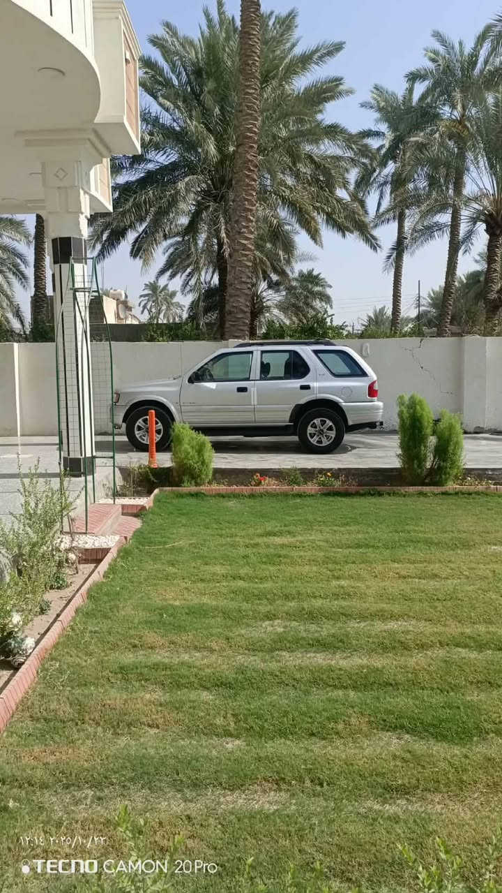 السلام عليكم ورحمة الله وبركاته
ازوزه روديو  موديل ٢٠٠١
كير ومحرك بلادي
للبيع ٦٥ وبيها مجال
للاستفسار الاتصال
***********
