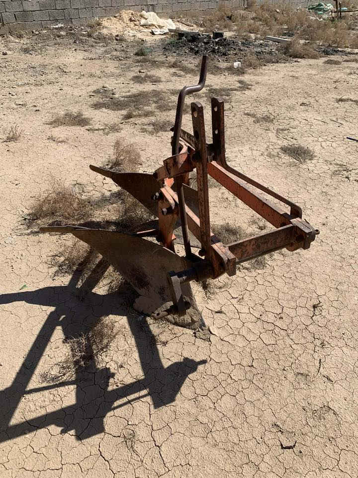 مكينة كابوتة للبيع مع ملحقاتها للاستفسار التواصل على الرقم *********** المكان المدائن سلمان باك
