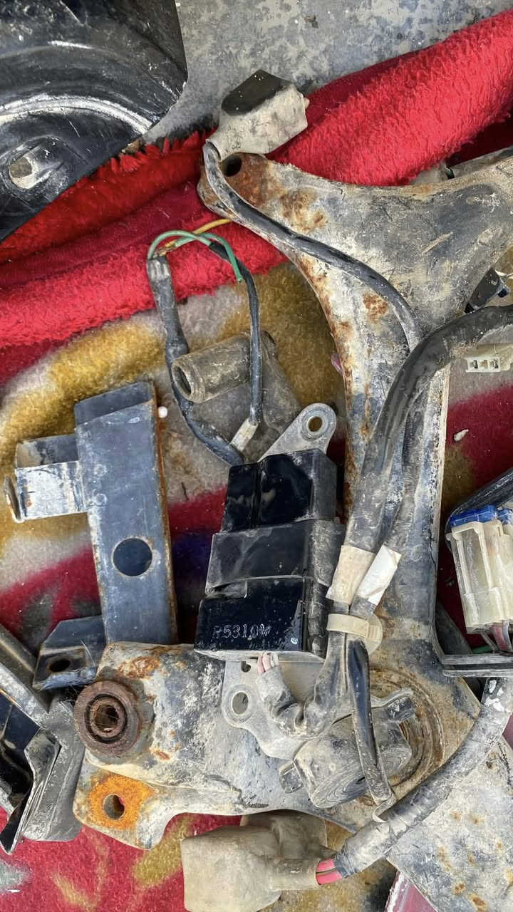 سلام عليكم شلعت غراض كلهن كلهن ب40 مكاني نجف ***********
