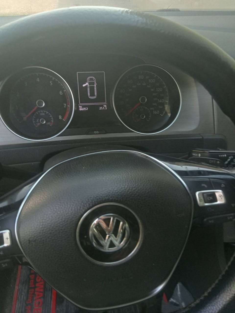 السلام عليكم فولكس واجن كولف استيشن موديل 2017رقم اربيل دولي دفع رباعي اليريد يتفضل خاص
