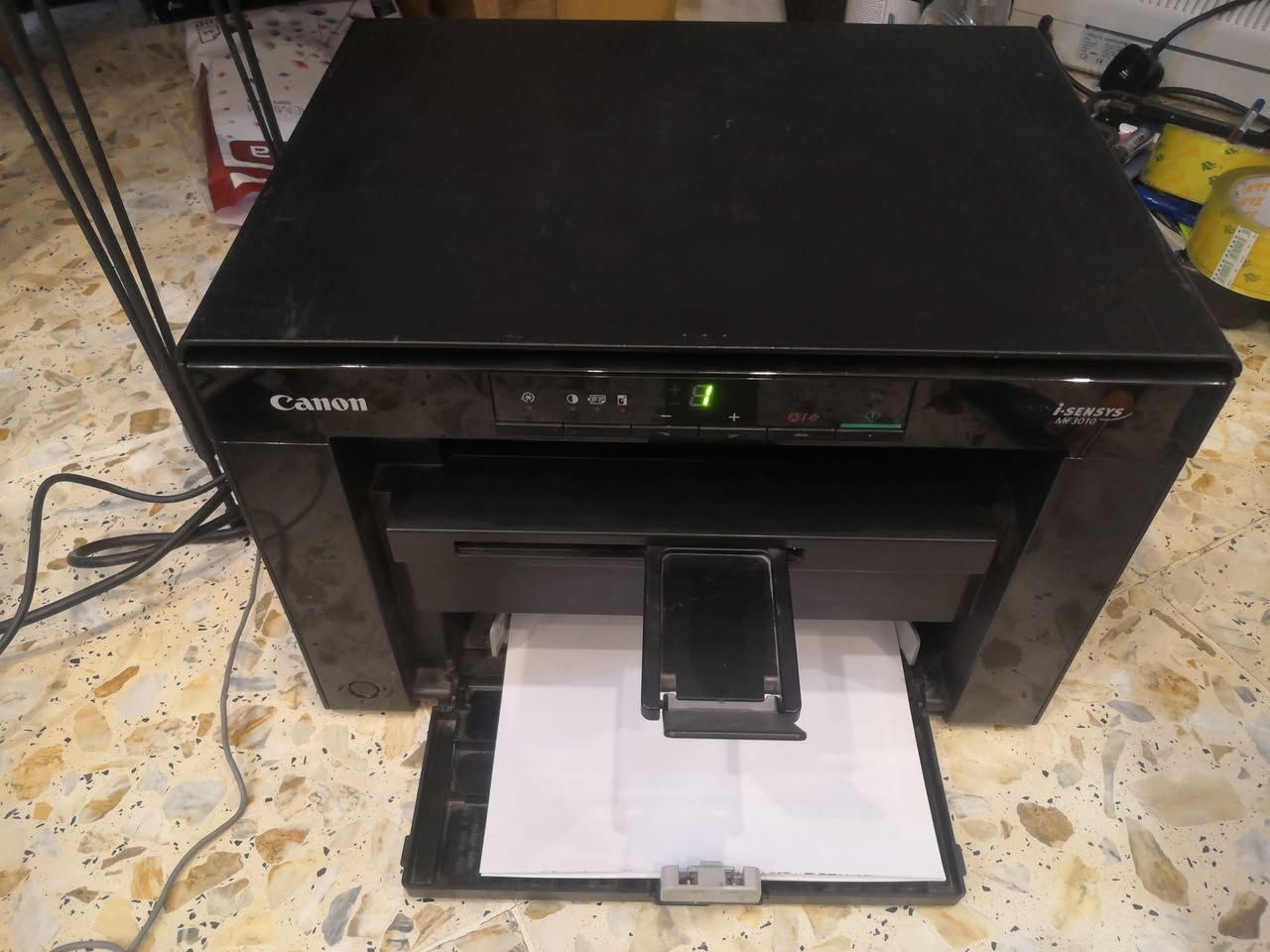 طابعه كانون ليزريه 3010mf
عاديه اسود وابيض
طباعه و استنساخ و سكنر
حبر باودر لا يخرب ولا يجف و متوفر رخيص
سعر الطابعه ١٢٥ الف
توصيل متوفر لكل محافظات العراق


**إذا كنت صاحب هذا الإعلان وتريد حذفه لأي سبب، رجاءا أرسل رسالة إلى الدعم الفني**