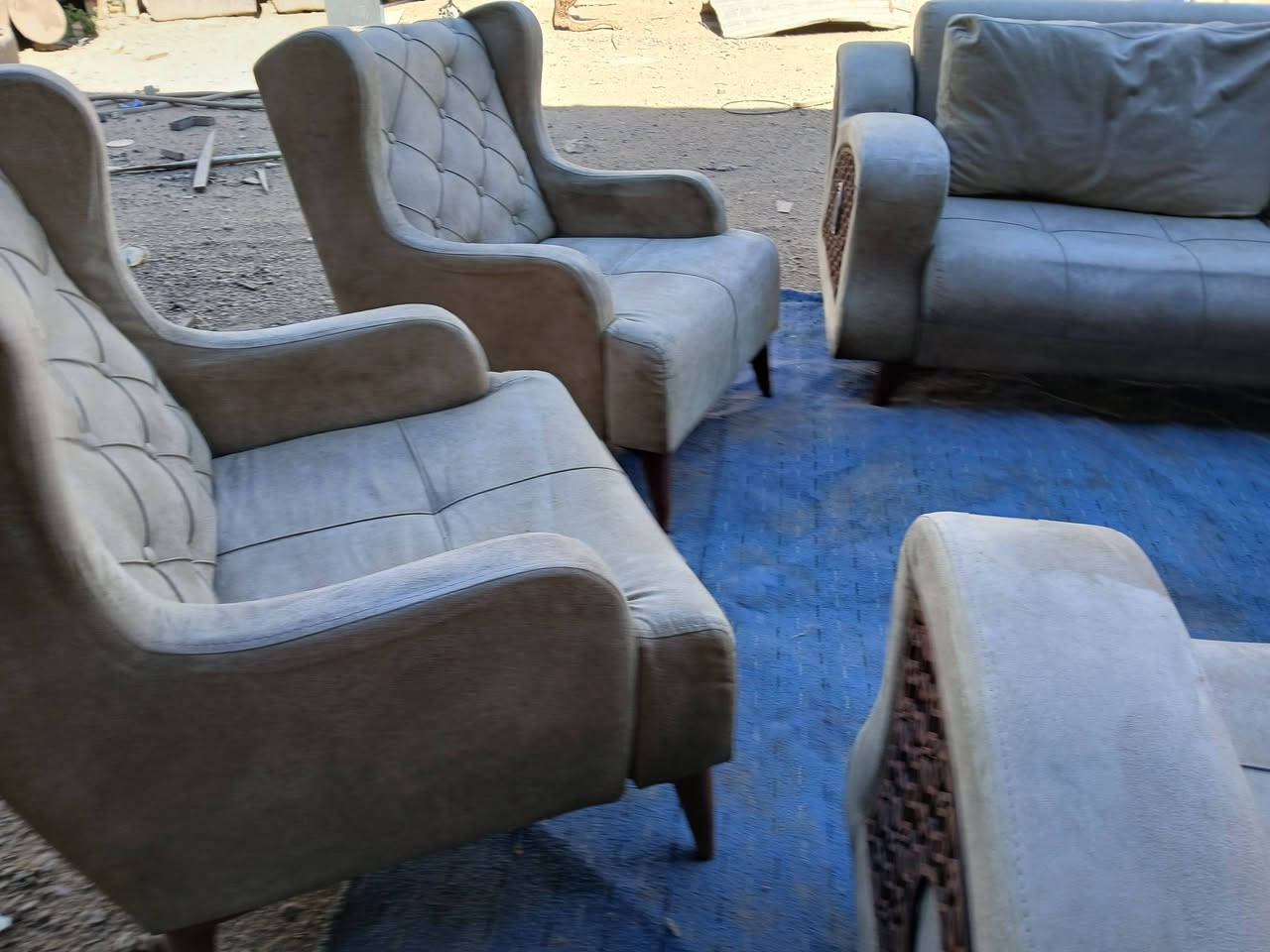 تخم ١٠مقاعد باله مستخدم تركي ماركه اصليه سرير مخزن هيكل حديد المراسله خاص أو واتس اب للاستفسار ***********
