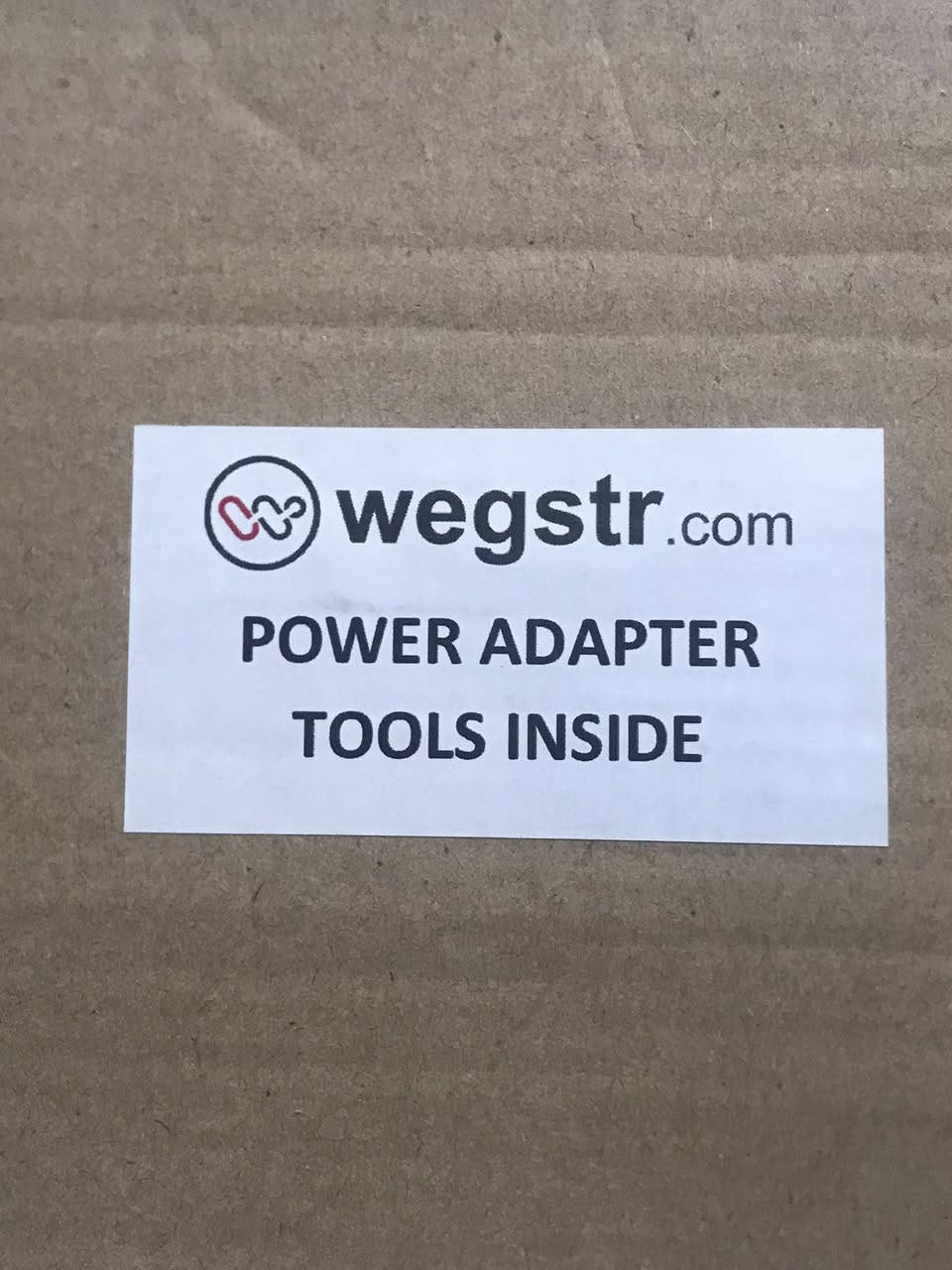 توجد قطعتين :
محول طاقة تيار مترددLCD 125 /ZZ  Movano.
المدخل:240-100 فولت/ 50-60 هرتز
المخرج: 12 فولت/ 5 أمبير.
القدرة: 60 واط.
المميزات: مصمم للاستخدام الداخلي ومتوافق مع اجهزة مثل شاشات LCD  وكاميرات المراقبة،


**إذا كنت صاحب هذا الإعلان وتريد حذفه لأي سبب، رجاءا أرسل رسالة إلى الدعم الفني**