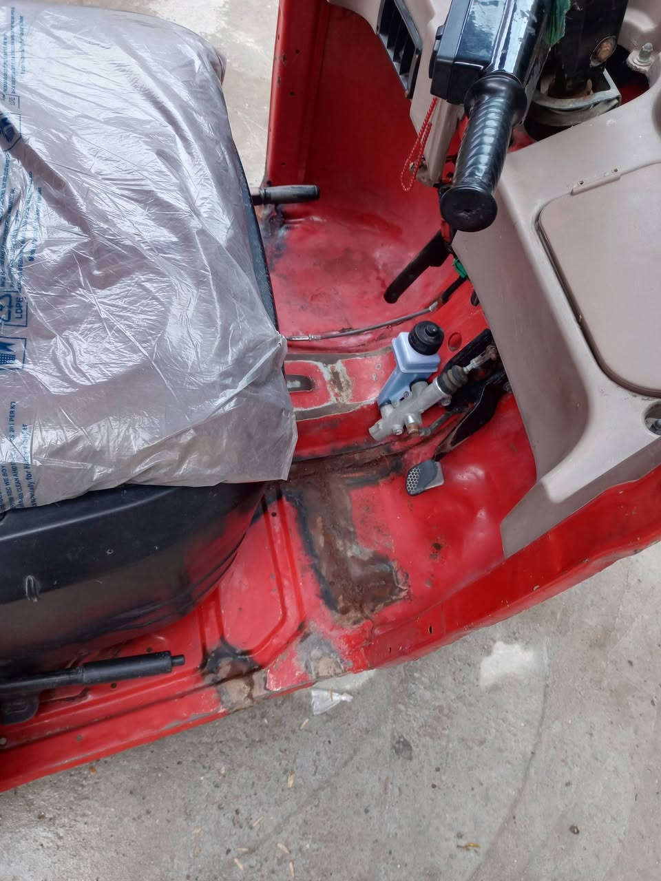 السلام عليكم
تكتك باجاج للبيع حمره🛺
موديل ١٨ اوراق شركةالمصطفى سبعه📃
تكتك خير من الله كامله اي نقص مابيه☑️
مكاني بغداد الجديده /الأمين الثانيه🏠
اتصل واتساب او ماسنجر او عله رقمي📞
ابو عباس العتابي (***********) 🙏
سعر تكتك/٤٢٥٠ /اربع ملاين وربع
